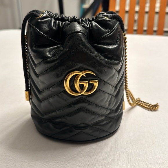 Gucci GG Mormont Bucket Bag Black - Picture 4 of 16